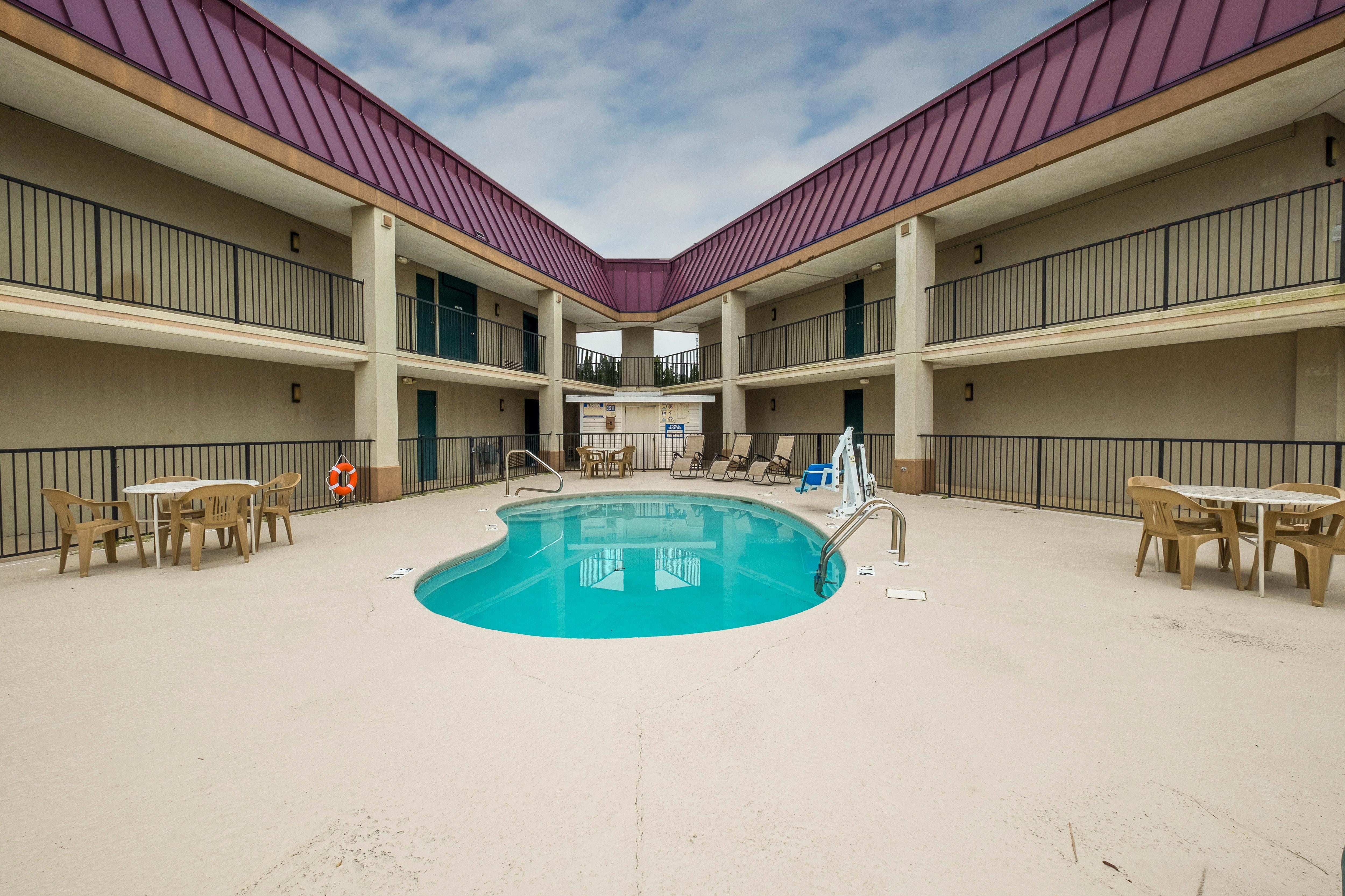 Red Roof Inn Mobile North - Сараленд Экстерьер фото